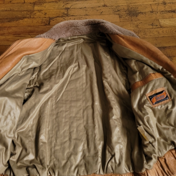 Vintage 90s Gerome Barcelona Genuine Leather Bomber Jacket Camel - Picture 7 of 12